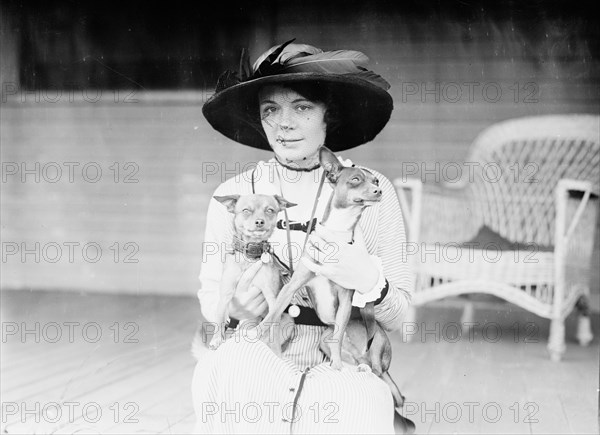 Constance McCall, between c1910 and c1915. Creator: Bain News Service.