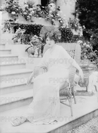 Baroness deGuestre, between c1910 and c1915. Creator: Bain News Service.