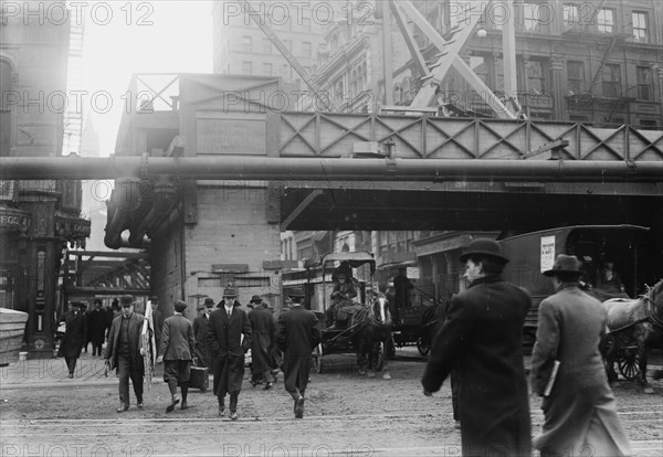 Subway building - N.Y., between c1910 and c1915. Creator: Bain News Service.