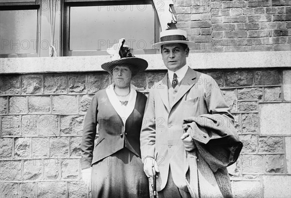 Fred Herreshoff and wife, between c1910 and c1915. Creator: Bain News Service.