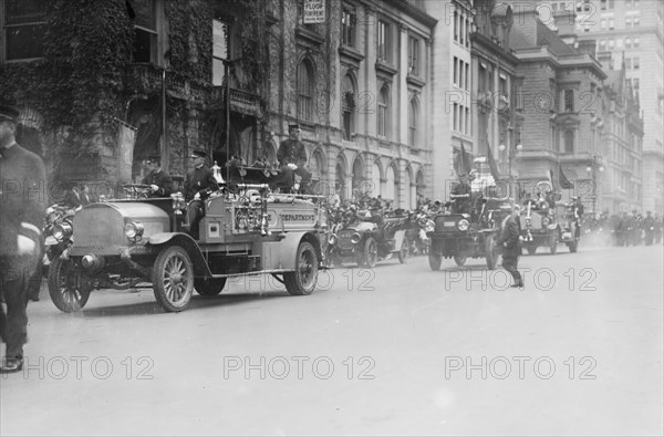 Fire parade, 1913. Creator: Bain News Service.