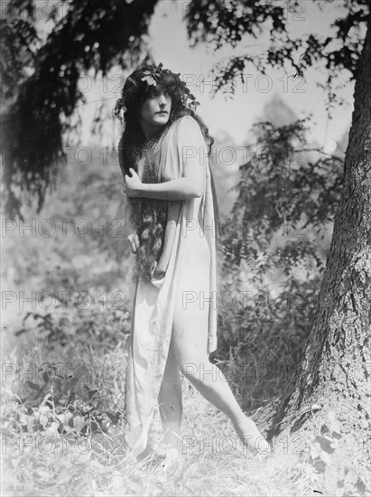 Annette Kellerman, between c1915 and c1920. Creator: Bain News Service.