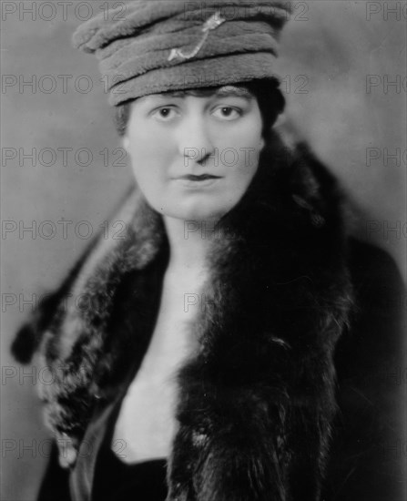 Mrs. Fletcher Dobyns, between c1915 and c1920. Creator: Bain News Service.