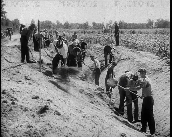 Men Working Outside, 1933. Creator: British Pathe Ltd.