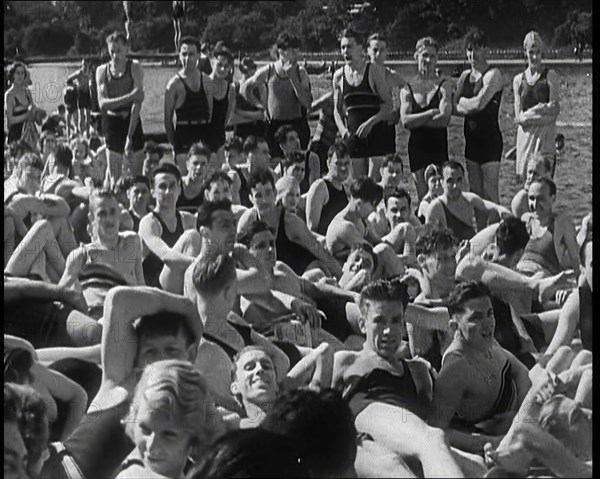 Crowds at the Seaside, 1930s. Creator: British Pathe Ltd.