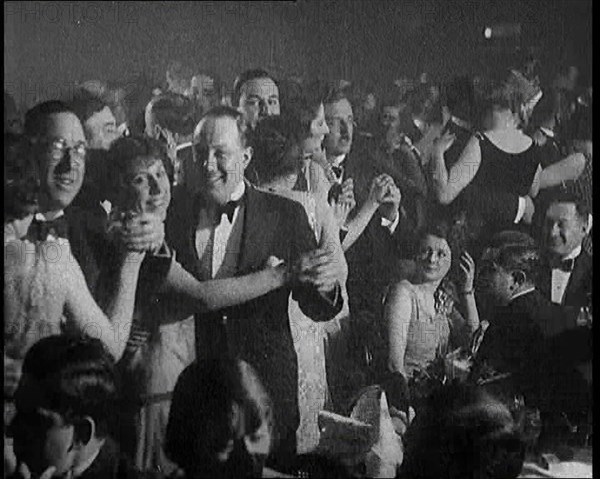 Couples Dancing in a Nightclub, 1924. Creator: British Pathe Ltd.