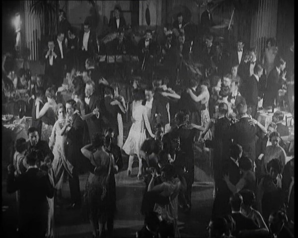 Couples Dancing in a Nightclub, 1924. Creator: British Pathe Ltd.