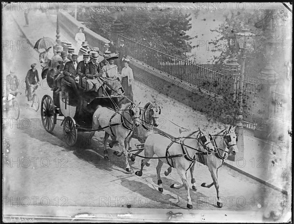 Putney High Street, Putney, Wandsworth, Greater London Authority, 1909. Creator: William O Field.