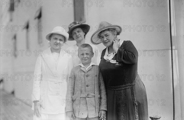 Ernestine Schumann-Heink & her son's family, 1919. Creator: Bain News Service.