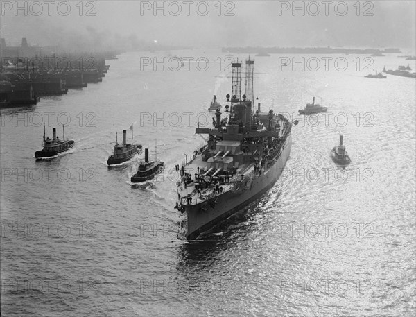 WYOMING from Brooklyn Bridge, between c1910 and c1915. Creator: Bain News Service.