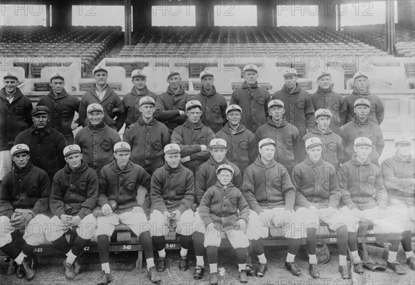 Cincinnati NL team (baseball), 1913. Creator: Bain News Service.