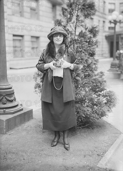 Sophie Braslau, between c1915 and c1920. Creator: Bain News Service.