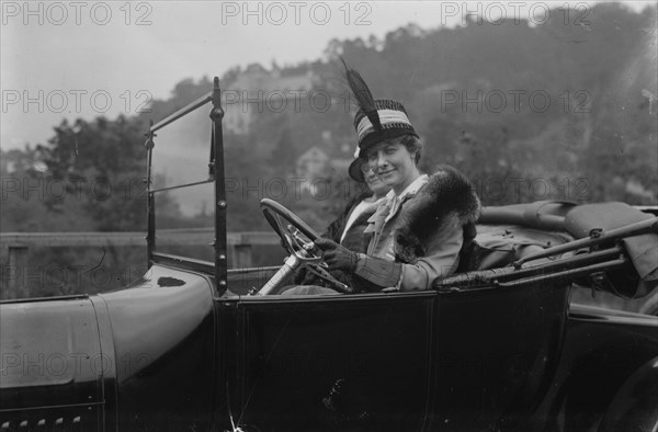 Jane B. Sutherland, 1917. Creator: Bain News Service.