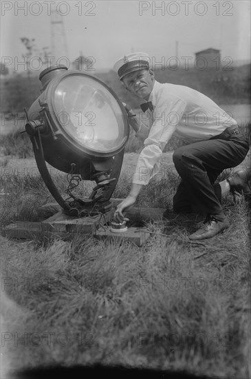 Searchlight, Mineola, 1919. Creator: Bain News Service.