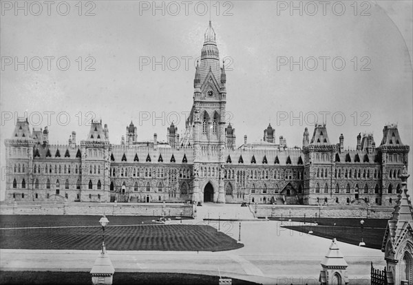 Parliament Building, 1916. Creator: Bain News Service.