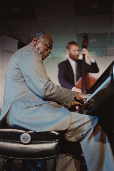 Hank Jones, Jazz Inn Party, Nordwijk, Netherlands, 1989. Creator: Brian Foskett.