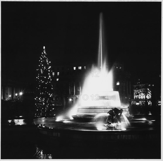 Trafalgar Square, St James, Westminster, City of Westminster, Greater London Authority, 1960-1985. Creator: Leonard Robin Mattock.