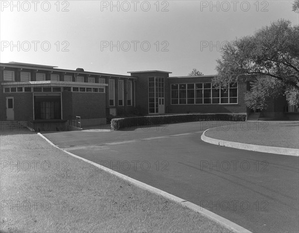 Becton Dickinson, East Rutherford, New Jersey, 1952. Creator: Gottscho-Schleisner, Inc.