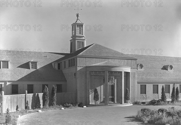 The Dunes Club, Narragansett, Rhode Island, 1939. Creator: Gottscho-Schleisner, Inc.