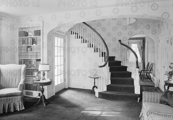 Dr. E. Hall Kline, residence on N. Broadway, Nyack, New York, 1941. Creator: Gottscho-Schleisner, Inc.