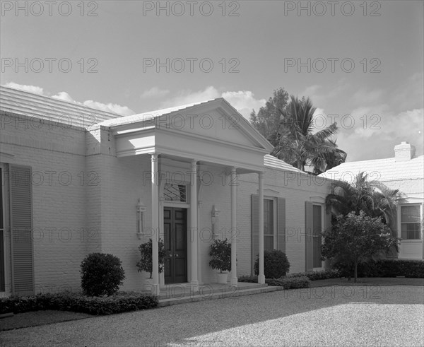 Dr. and Mrs. Leon Levy, residence at 1409 S. Ocean Blvd., Palm Beach, 1959. Creator: Gottscho-Schleisner, Inc.