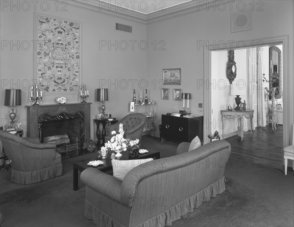 Dr. and Mrs. Leon Levy, residence at 1409 S. Ocean Blvd., Palm Beach, 1959. Creator: Gottscho-Schleisner, Inc.