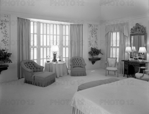 Dr. and Mrs. Leon Levy, residence at 1409 S. Ocean Blvd., Palm Beach, 1959. Creator: Gottscho-Schleisner, Inc.