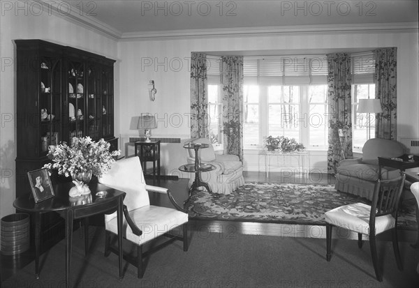 Guido R. Rahr, residence in Manitowoc, Wisconsin, 1945. Creator: Gottscho-Schleisner, Inc.