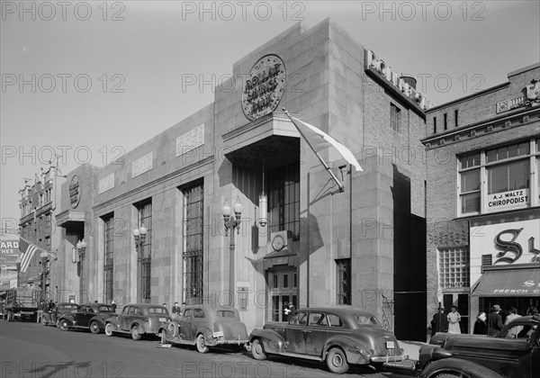 Dollar Savings Bank, Grand Concourse, Bronx, New York, 1946. Creator: Gottscho-Schleisner, Inc.