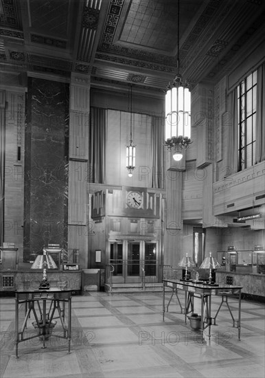 Dollar Savings Bank, Grand Concourse, New York, 1946. Creator: Gottscho-Schleisner, Inc.