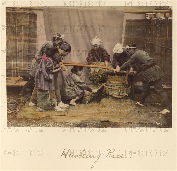 Husking Rice, about 1873-1883. Creator: Shinichi Suzuki I.