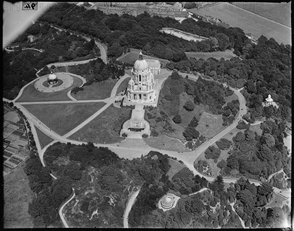 The Ashton Memorial, Williamson Park, Lancaster, Lancashire, c1930s. Creator: Arthur William Hobart.