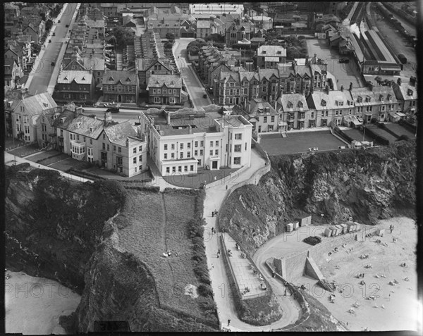 The Great Western Hotel and Tolcarne Point, Newquay, Cornwall, c1930s. Creator: Arthur William Hobart.