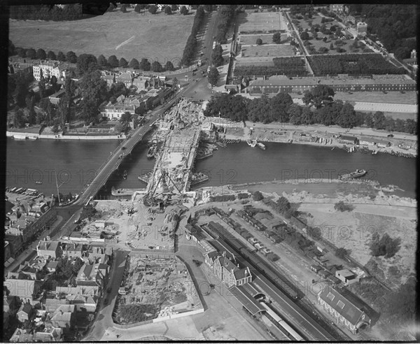 Construction of the new Hampton Court Bridge alongside the old one, Hampton Court, London, c1930s. Creator: Arthur William Hobart.