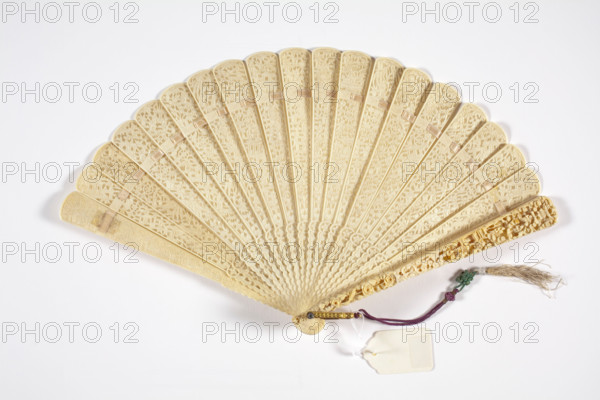 Fan, 1800s. Creator: Unknown.