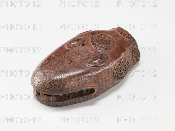 Snake head, 19th century. Creator: Unknown.