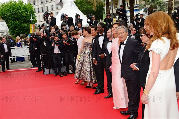 Cast and crew, "Qu'est-ce qu'on a fait au bon Dieu?", 2014 Cannes film Festival