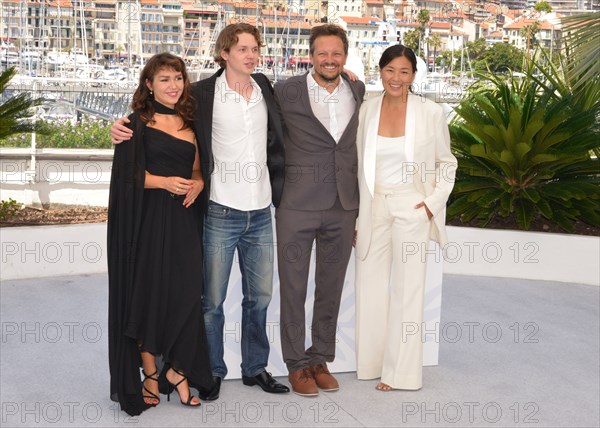 Photocall du film "VAL", Festival de Cannes 2021