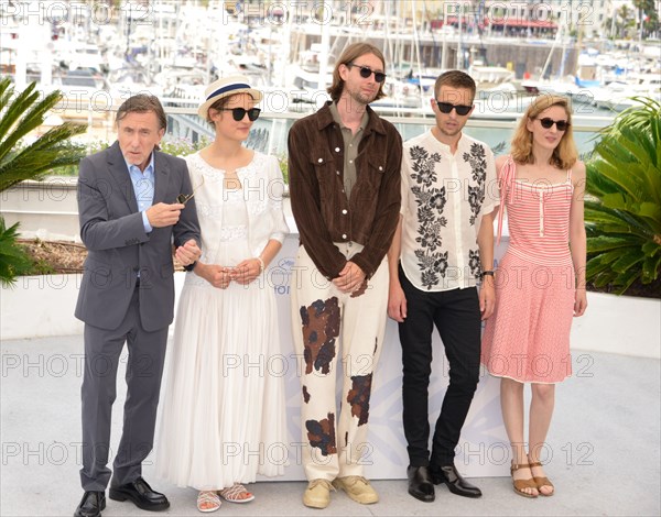 Photocall du film "Bergman Island", Festival de Cannes 2021