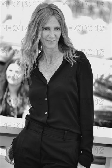 Photocall du film "Chronique d'une liaison passagère", Festival de Cannes 2022