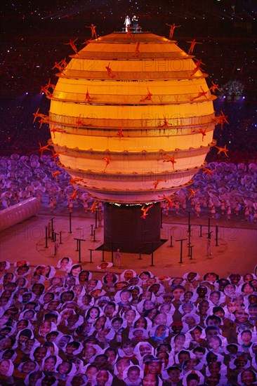 opening ceremony   Eršffnungsfeier im Olympiastadion Olympische Sommerspiele 2008 in Peking olympic summer games in Beijing 2008 Stadium of the opening ceremony of the winter olympic games 2022 Nationalstadium © diebilderwelt / Alamy Stock