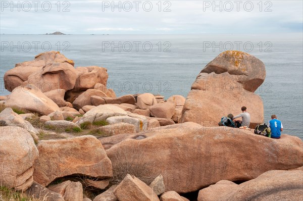 Rocks on the GR34 coastal path along the Pink Granite coast (Cote de Granit Rose), Pors Rolland, Ploumanac’h, Cotes d'Armor (22), Brittany region, Fra