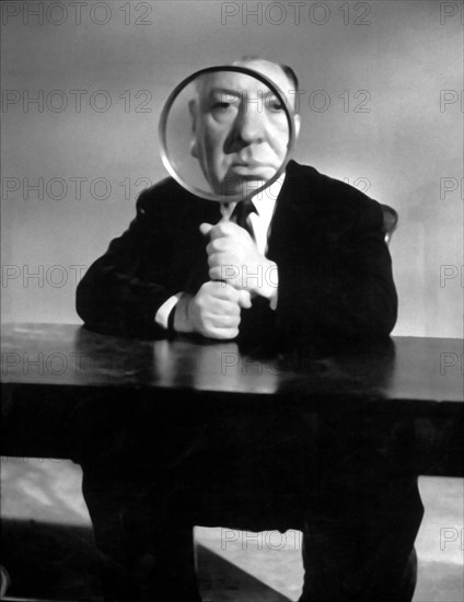 ALFRED HITCHCOCK (DIR) PORTRAIT ALH 004