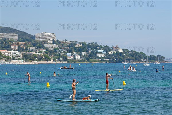 Stand-Up-Paddle-Surfing, Cannes, Cote d´Azur, France