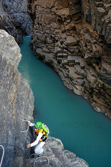 climber on via ferrata over the lake of Sautet, France, Corps