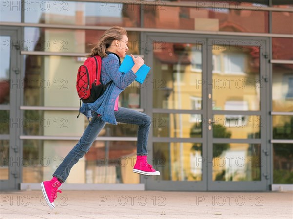 Girl back to school