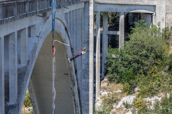 bungee jumping in the Verdon Gorge, Alpes-de-Haute-Provence, France, Europe