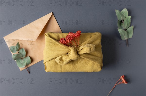 reusable sustainable gift wrapping. furoshiki gift