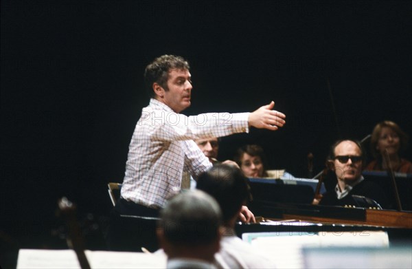 Daniel Barenboim, c.1987