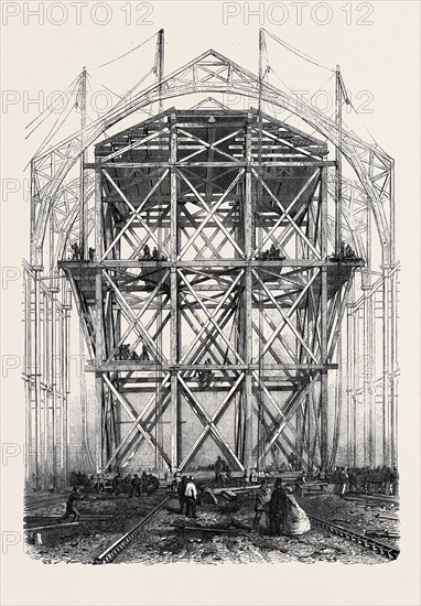 PROGRESS OF THE GREAT EXHIBITION BUILDING: THE TRAVERSING PLATFORM USED IN THE CONSTRUCTION OF THE NAVE.